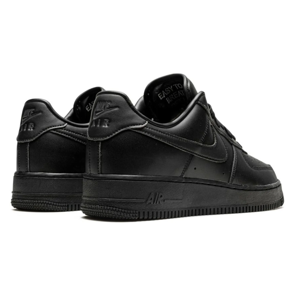 Nike AIR FORCE 1 Triple Black