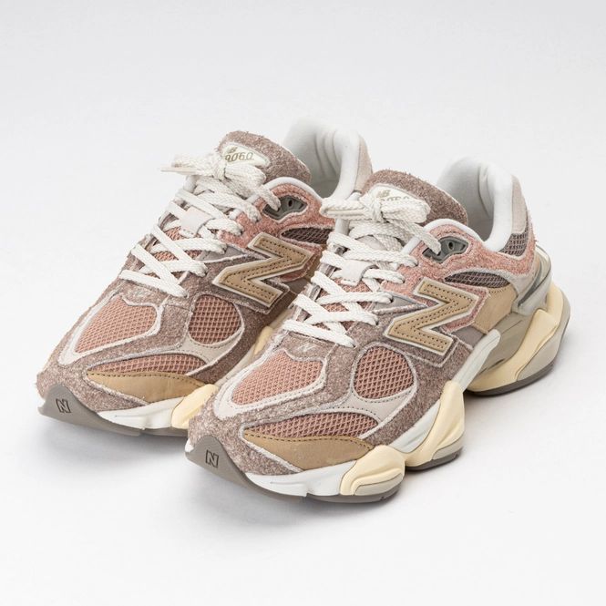 New Balance 9060 - Mushroom / Guava / Sea Salt - Slika 3