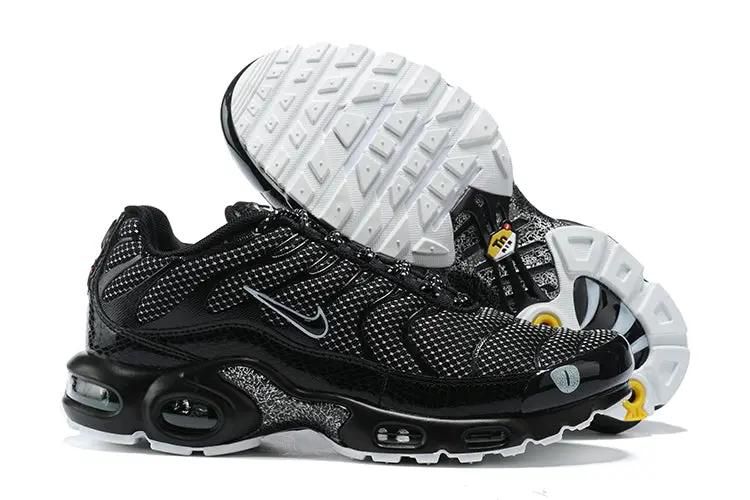 Nike Air Max Plus Tn Black Metallic Silver - Slika 3