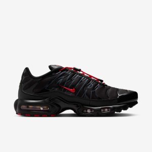 nike-air-max-plus-black-red